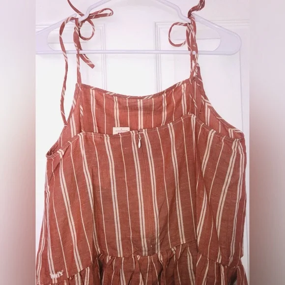 Levis romper (M) - Picture 8 of 12